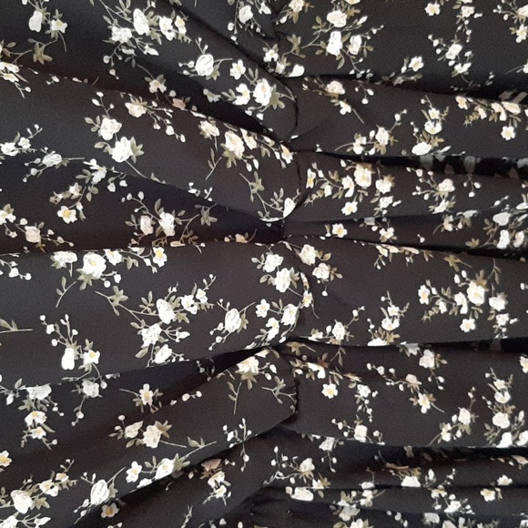 Eclipse Floral Dress - Picture 4 of 4